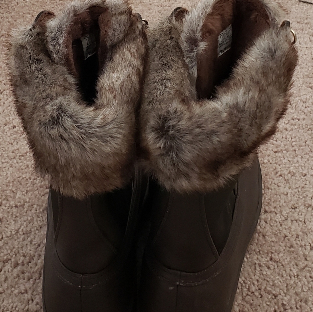 Boots - Picture 4 of 4